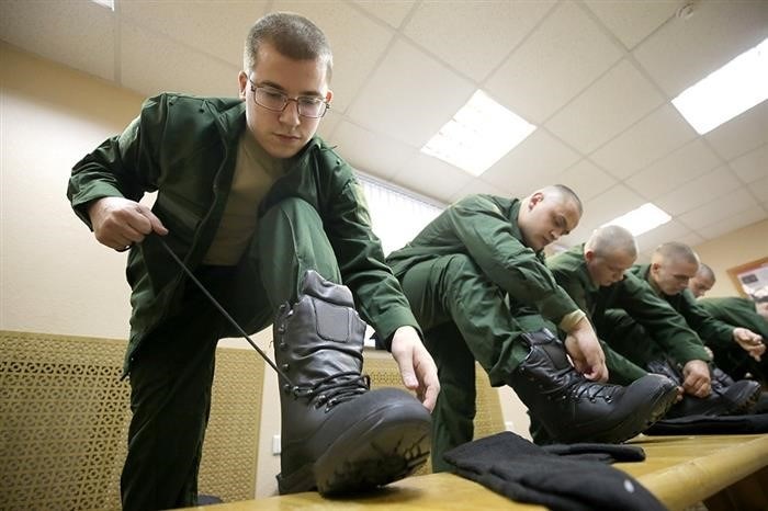 Принимают ли в военную службу людей с избыточным весом?