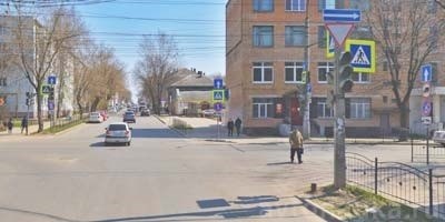 Возможность повернуть в однонаправленную дорожную сеть свернула в лучшую сторону.