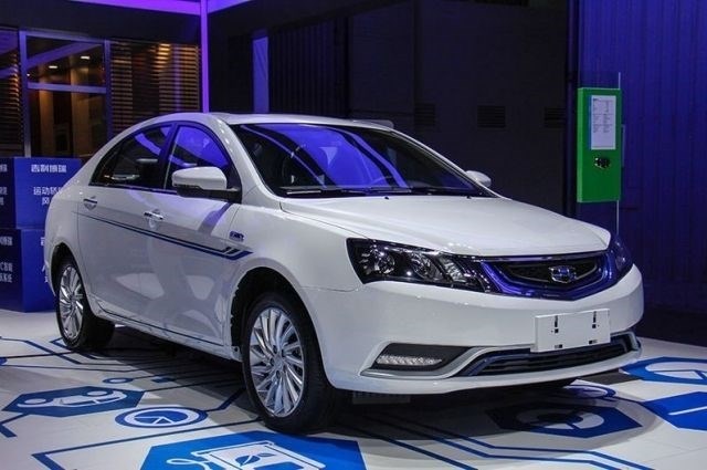 Серийный Geely EC7 EV.