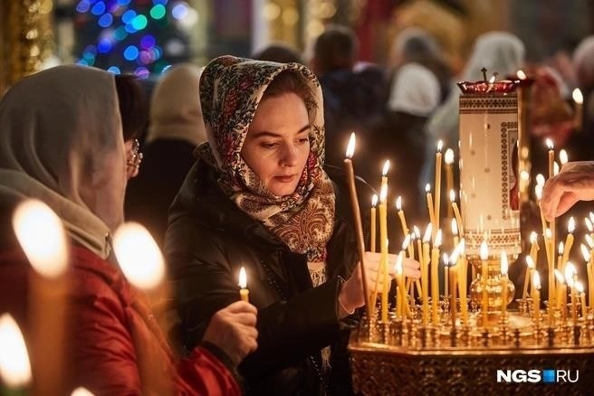 Почему молитва играет важную роль в ритуалах крещения