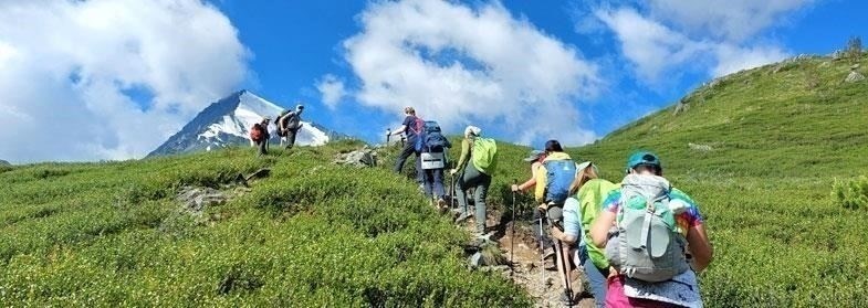 Понимание уровней сложности в альпийских и горных путешествиях