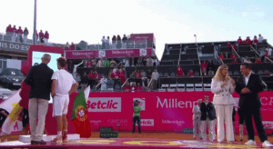 c00d1beb9b75bbb472f4e0e3e7adf76f.gif