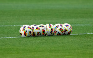 v-ssha-zaderzhali-argentinskogo-futbolista-pered-vyletom-na-match-e50784f.jpg